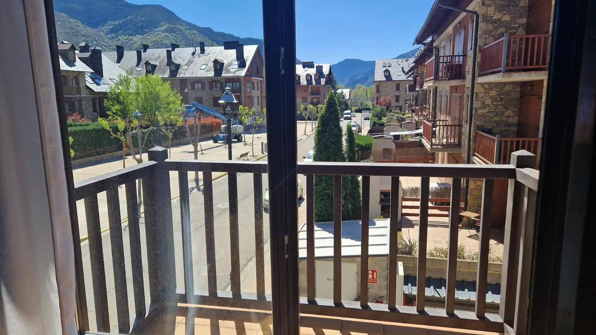 Apartament Lluminos Amb Vistes By Rural D'Aneu Esterri D'Aneu Spain